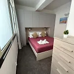 Little House Apartment