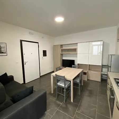 Apartment Little House