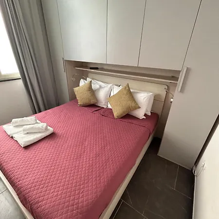 Little House Apartamento Reggio di Calabria